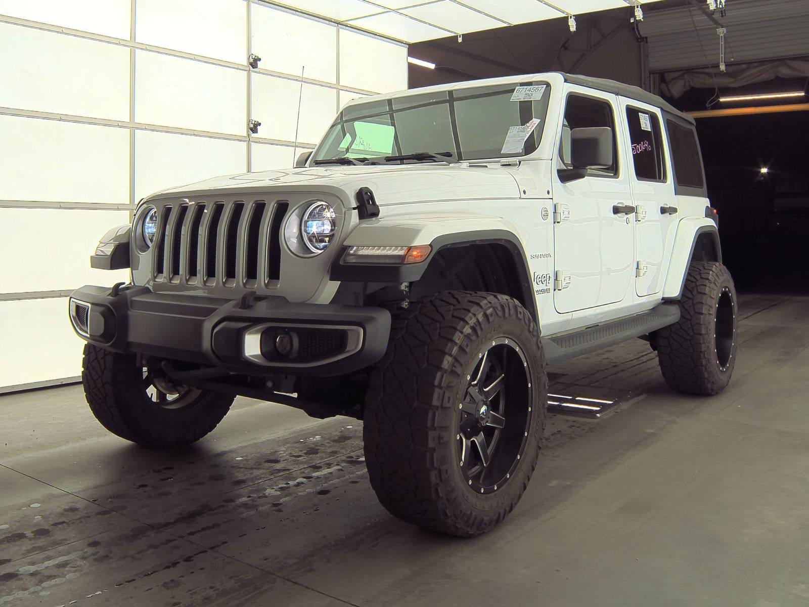 2020 Jeep Wrangler Unlimited Sahara AWD