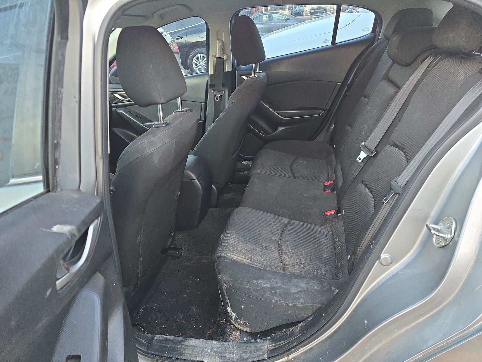 2015 MAZDA MAZDA3 i Touring FWD