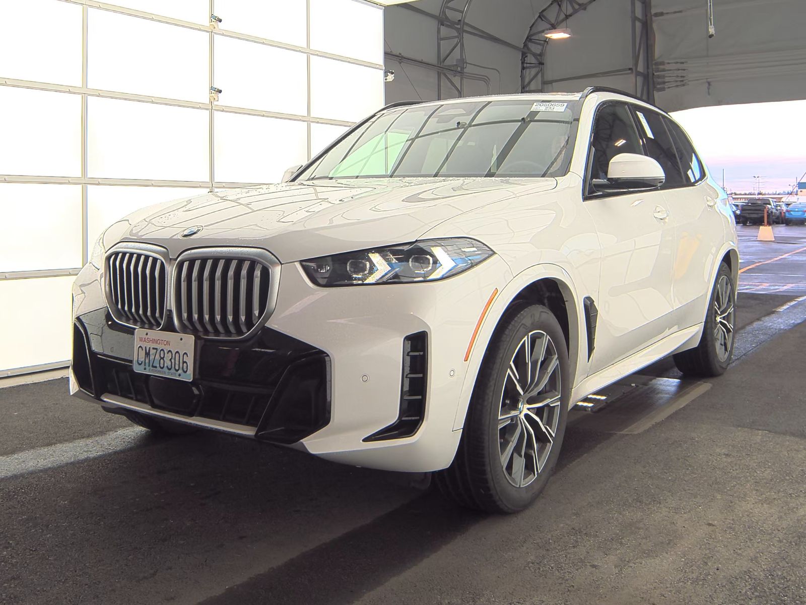 2025 BMW X5 xDrive40i M SPORT LINE
