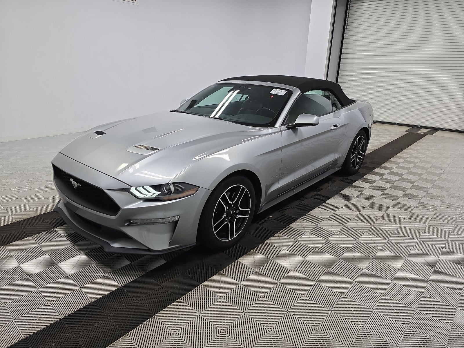 2022 Ford Mustang EcoBoost Premium RWD