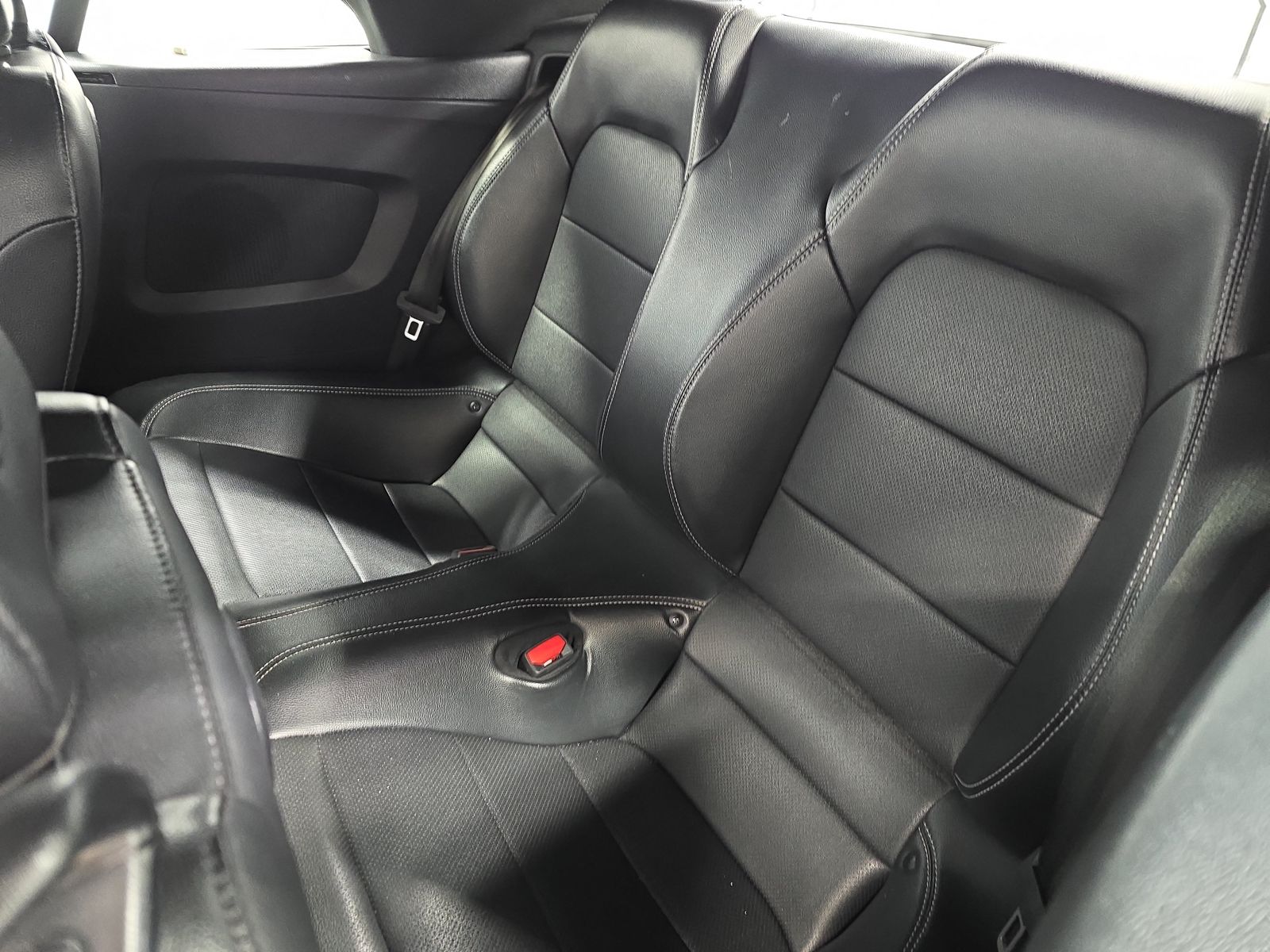 2022 Ford Mustang EcoBoost Premium RWD