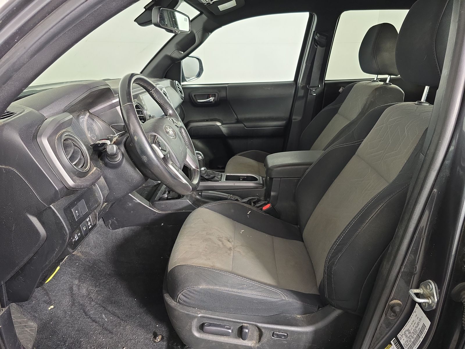 2022 Toyota Tacoma TRD Off-Road AWD