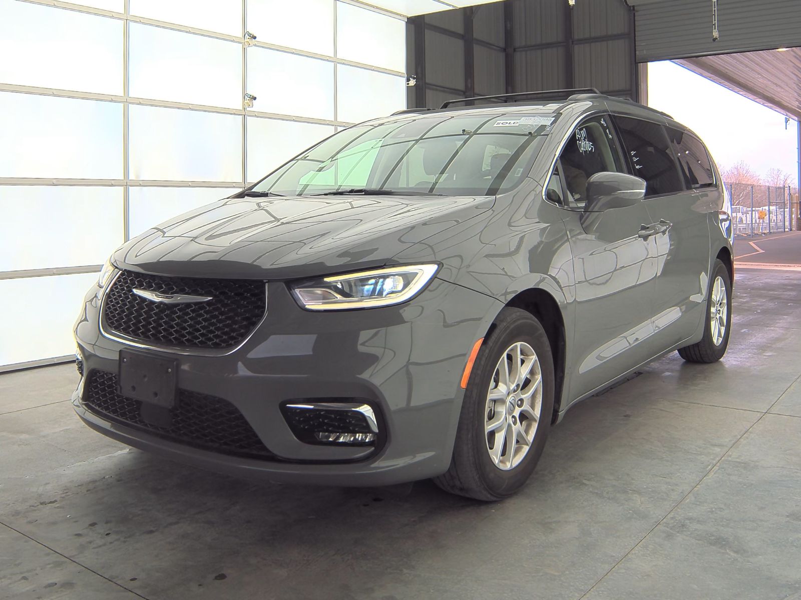 2022 Chrysler Pacifica Touring L FWD