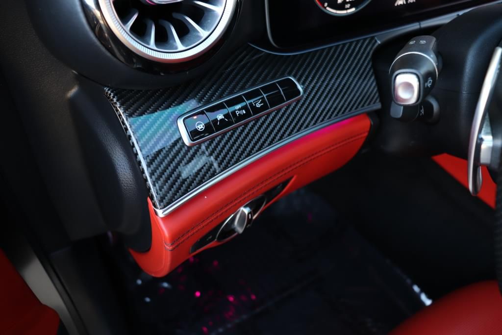 Mercedes-Benz AMG GT 53 4MATIC Sedan снимка Mercedes-Benz AMG GT 53 4MATIC Sedan