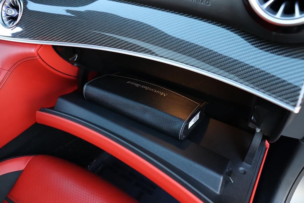 Mercedes-Benz AMG GT 53 4MATIC Sedan снимка Mercedes-Benz AMG GT 53 4MATIC Sedan