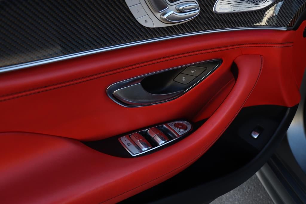 Mercedes-Benz AMG GT 53 4MATIC Sedan снимка Mercedes-Benz AMG GT 53 4MATIC Sedan