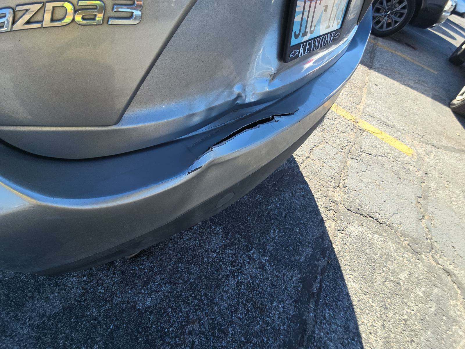 2015 MAZDA MAZDA3 i Touring FWD