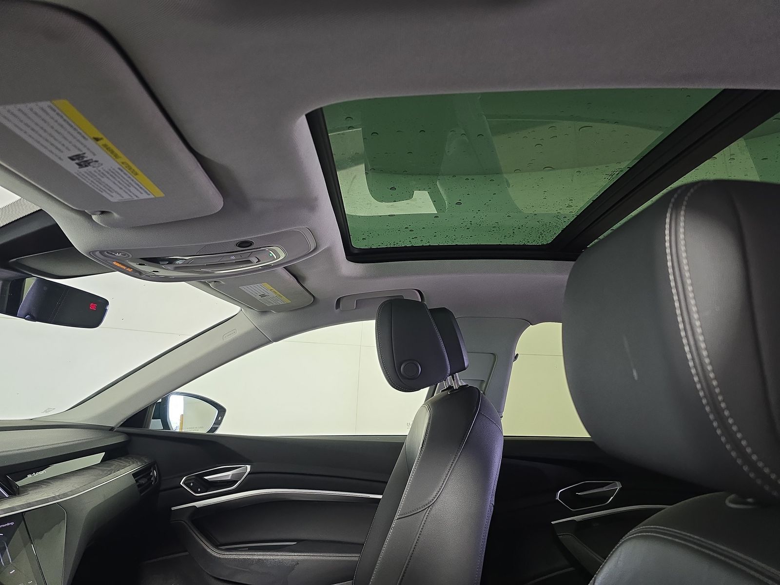 2021 Audi e-tron Premium AWD