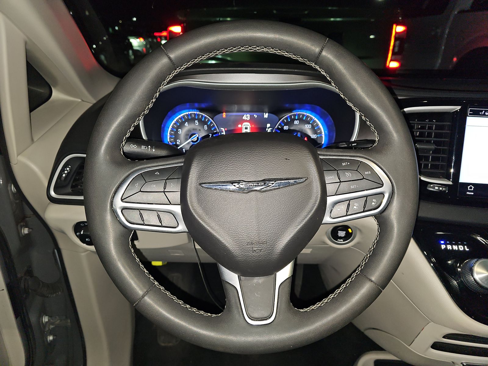 2022 Chrysler Pacifica Touring L FWD