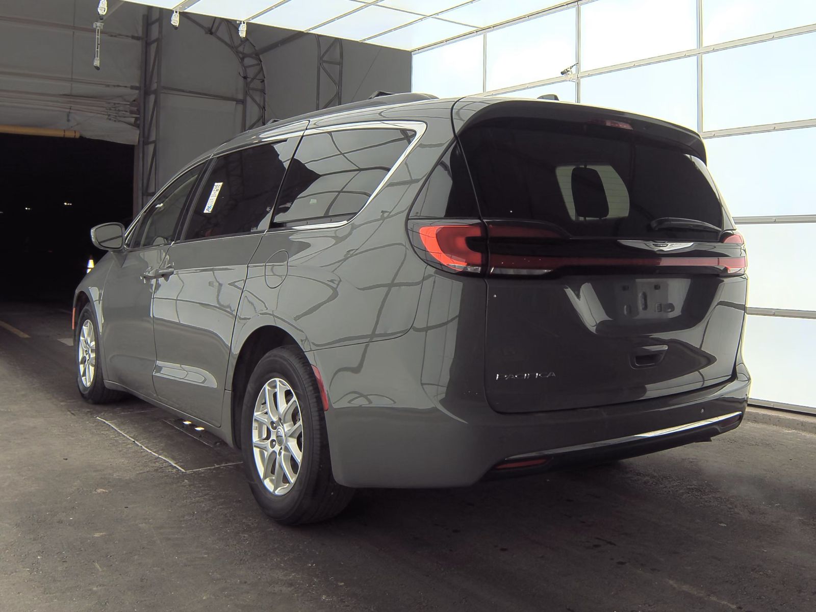 2022 Chrysler Pacifica Touring L FWD