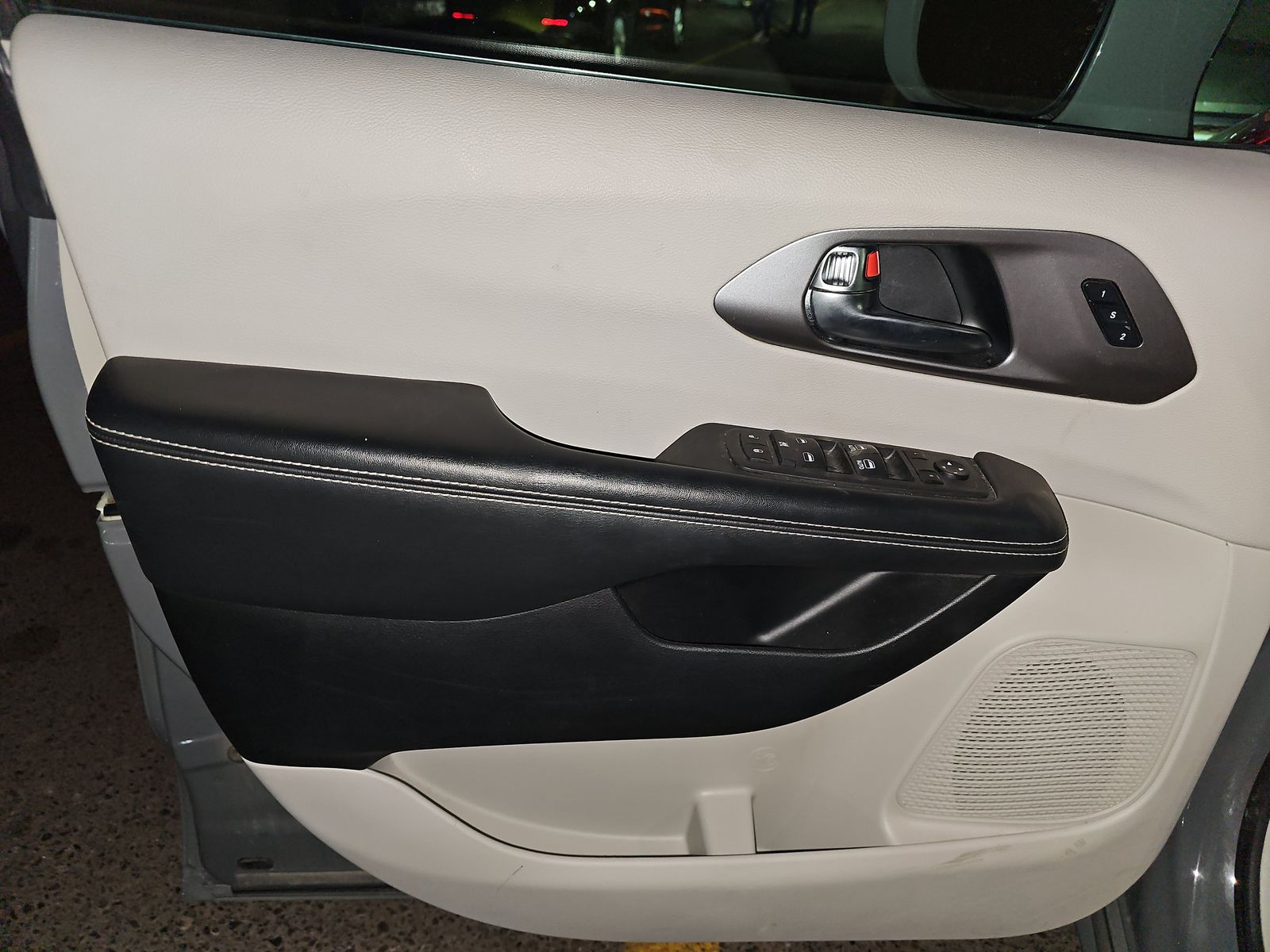 2022 Chrysler Pacifica Touring L FWD