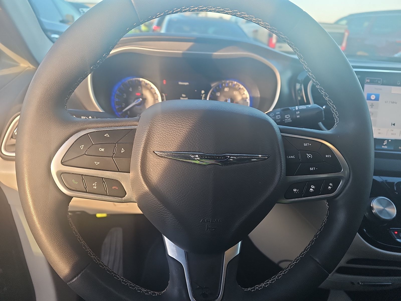 2022 Chrysler Pacifica Touring L FWD