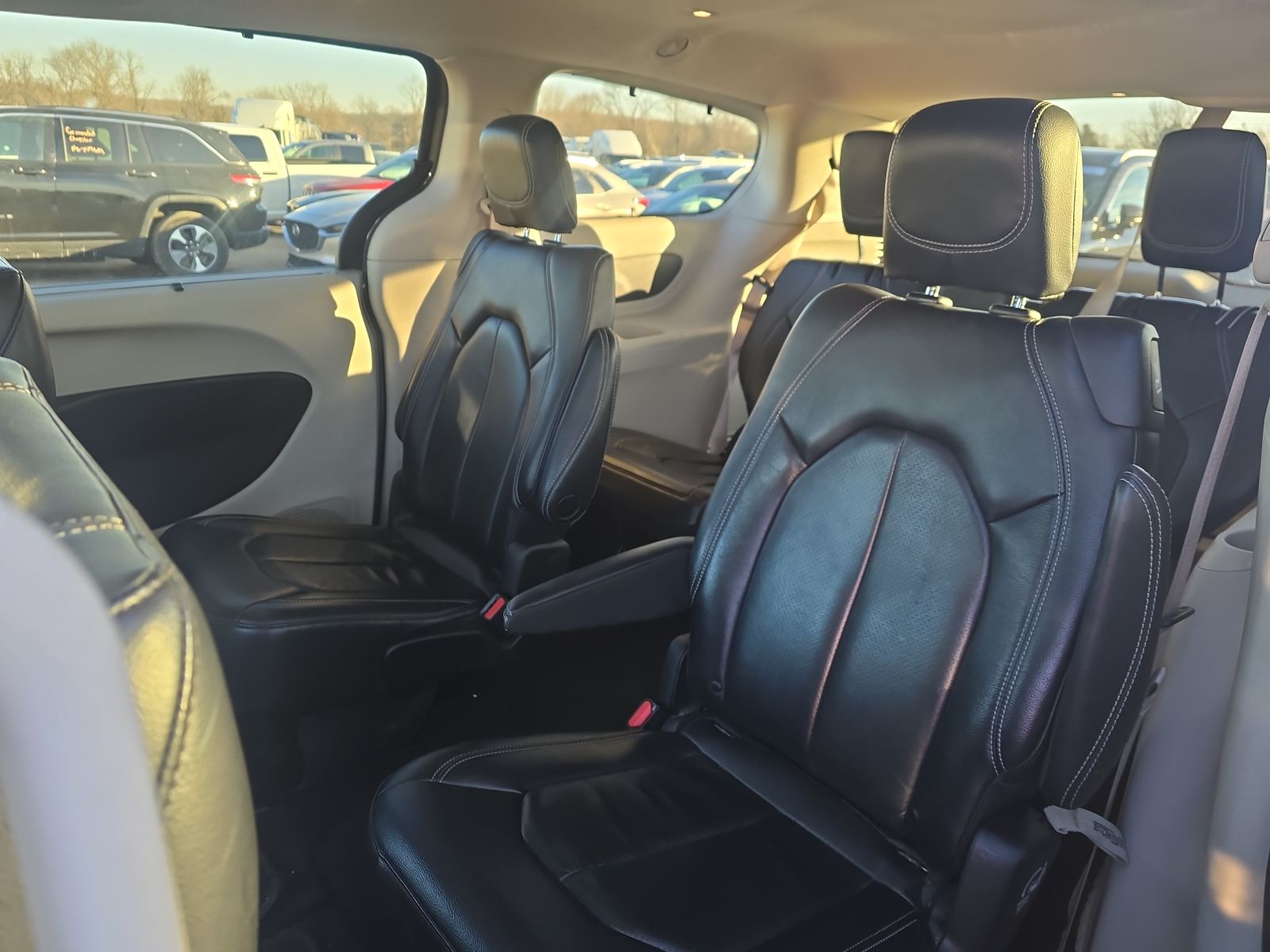 2022 Chrysler Pacifica Touring L FWD