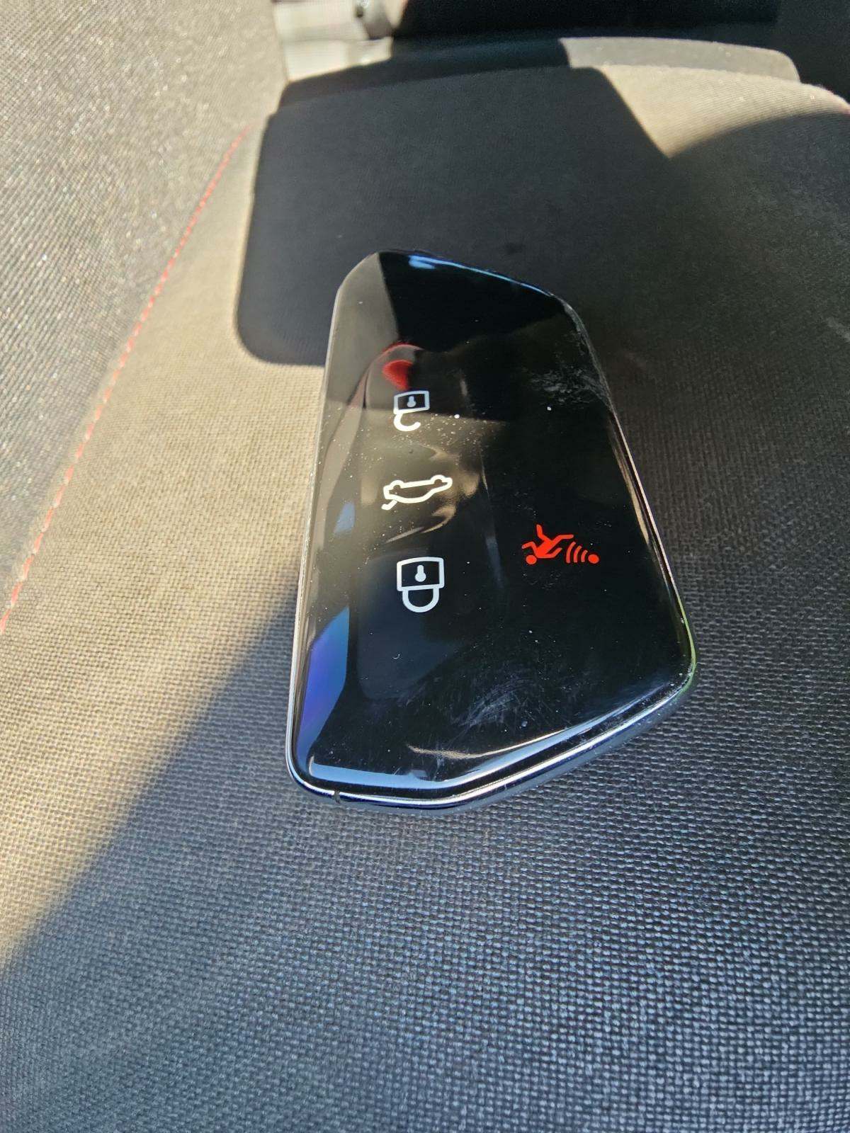 2022 Volkswagen Golf GTI 2.0T SE FWD