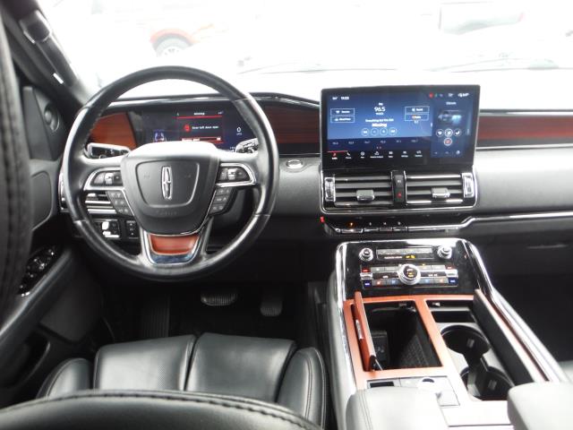 2022 Lincoln Navigator L Standard AWD