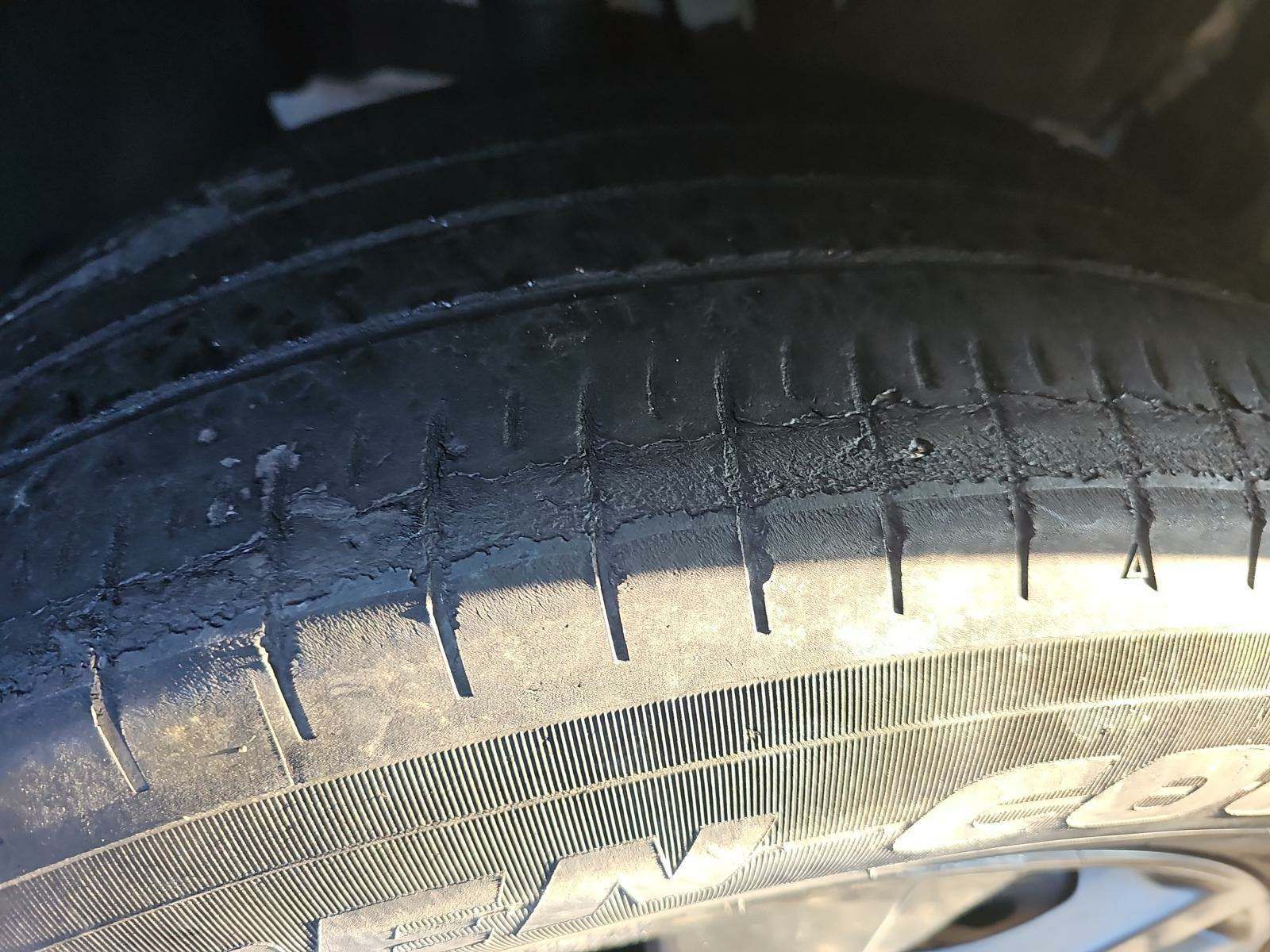 2022 Nissan Pathfinder SV AWD