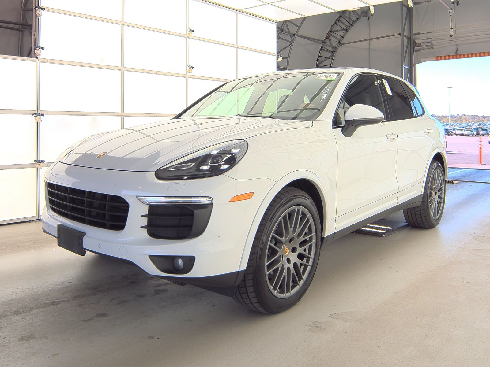2017 Porsche Cayenne Platinum Edition