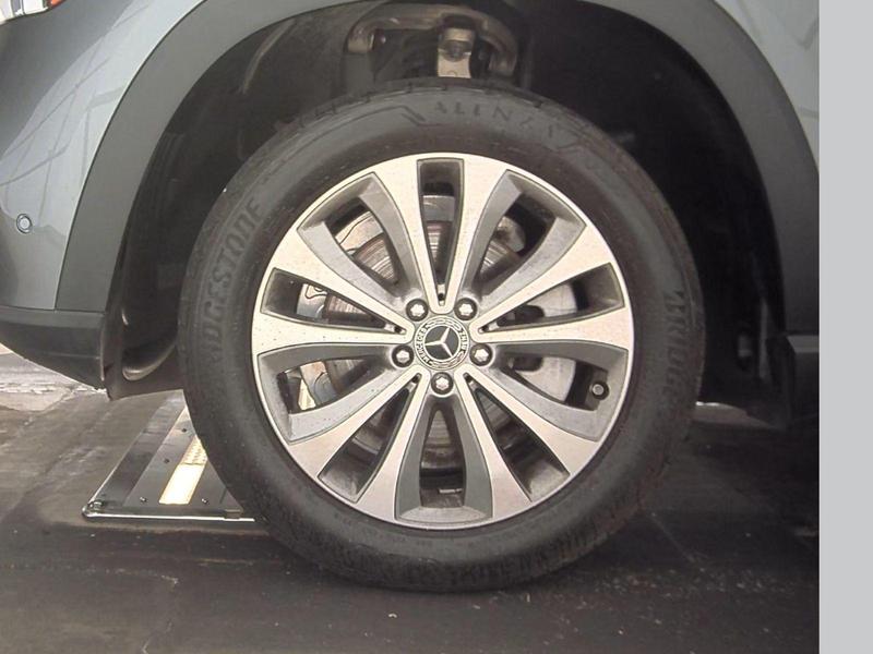 Mercedes-Benz GLE 350 4MATIC снимка Mercedes-Benz GLE 350 4MATIC