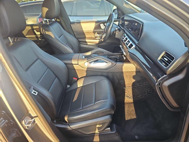 Mercedes-Benz GLE 350 4MATIC снимка Mercedes-Benz GLE 350 4MATIC