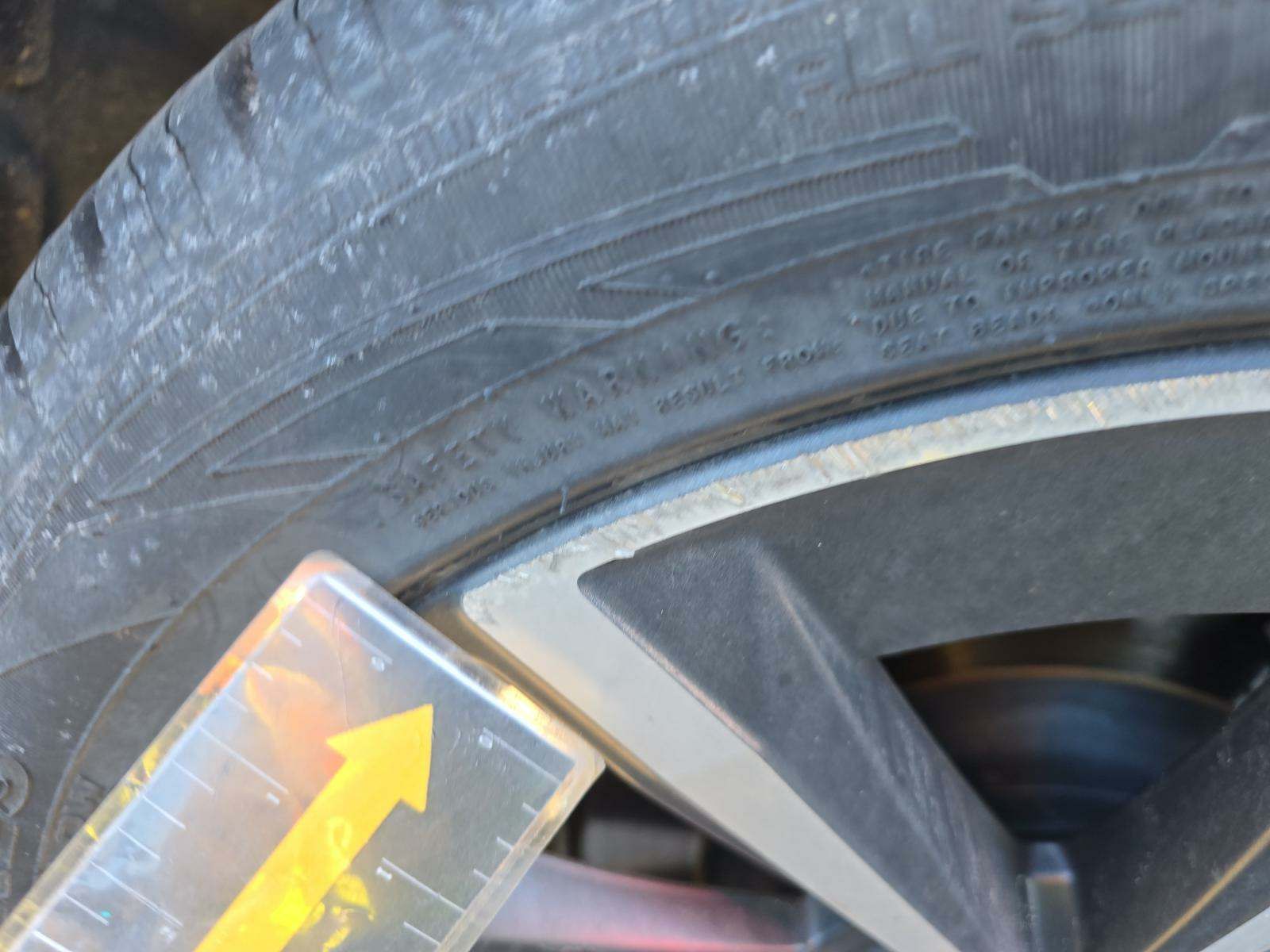 2022 Volvo S60 B5 Momentum AWD