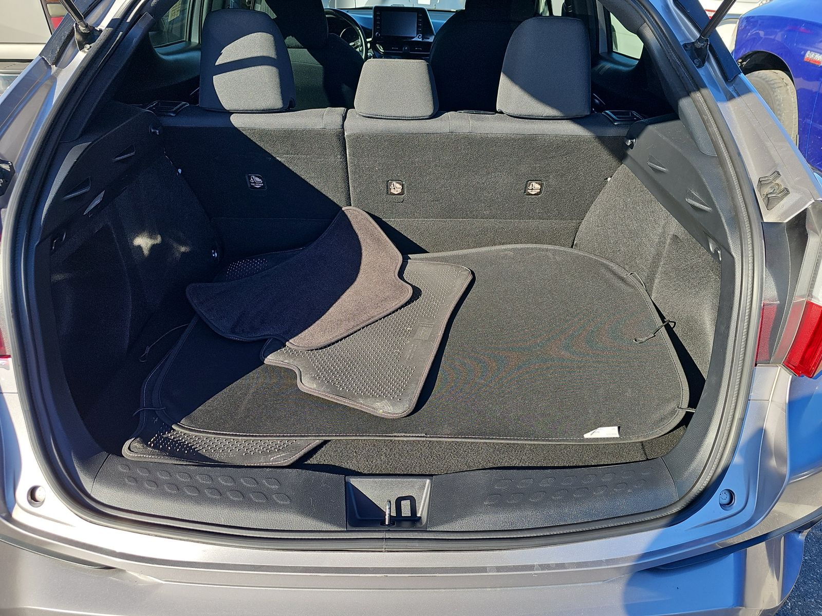 2019 Toyota C-HR XLE FWD