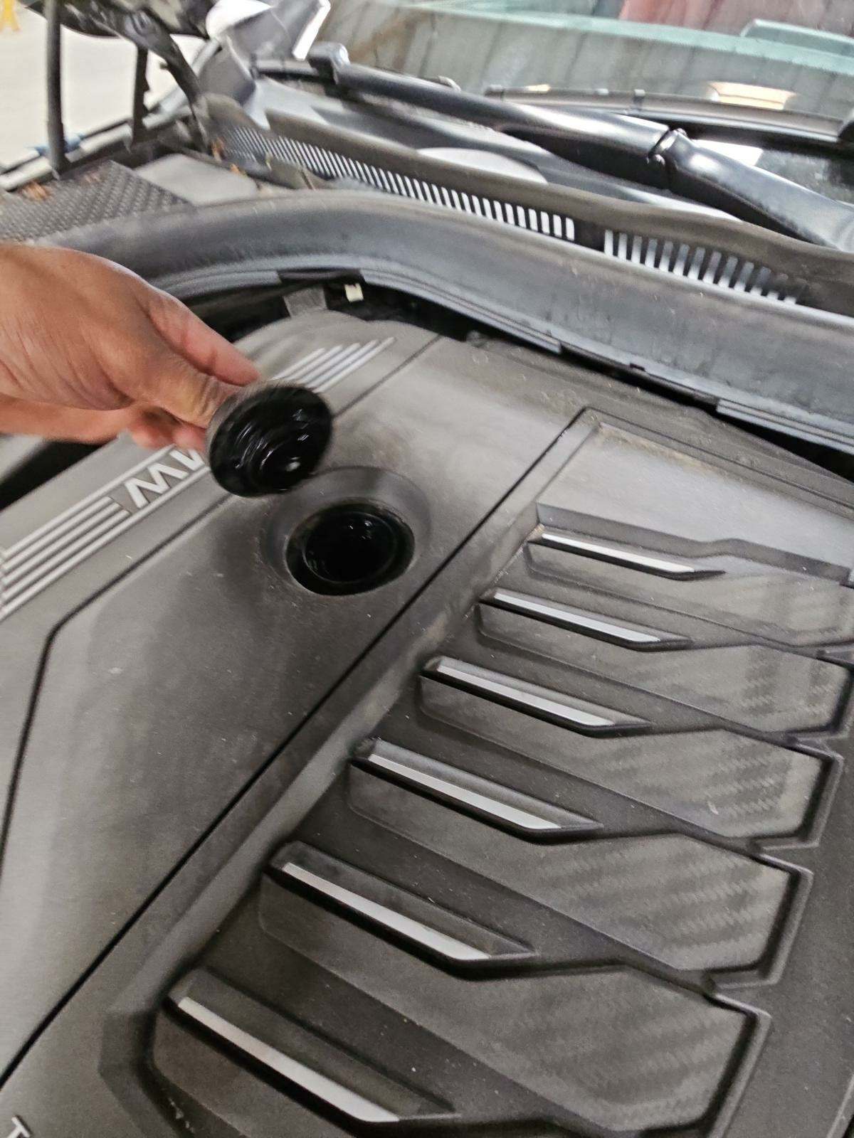 2020 BMW 8 Series 840i RWD