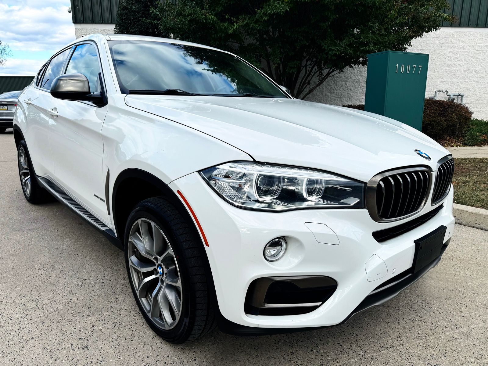 2016 BMW X6 Sports Activity Vehicle xDrive35i XLINE