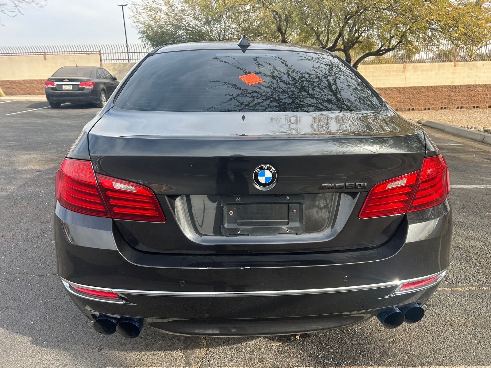 BMW 5 Series Sedan 550i LUXURY LINE снимка BMW 5 Series Sedan 550i LUXURY LINE