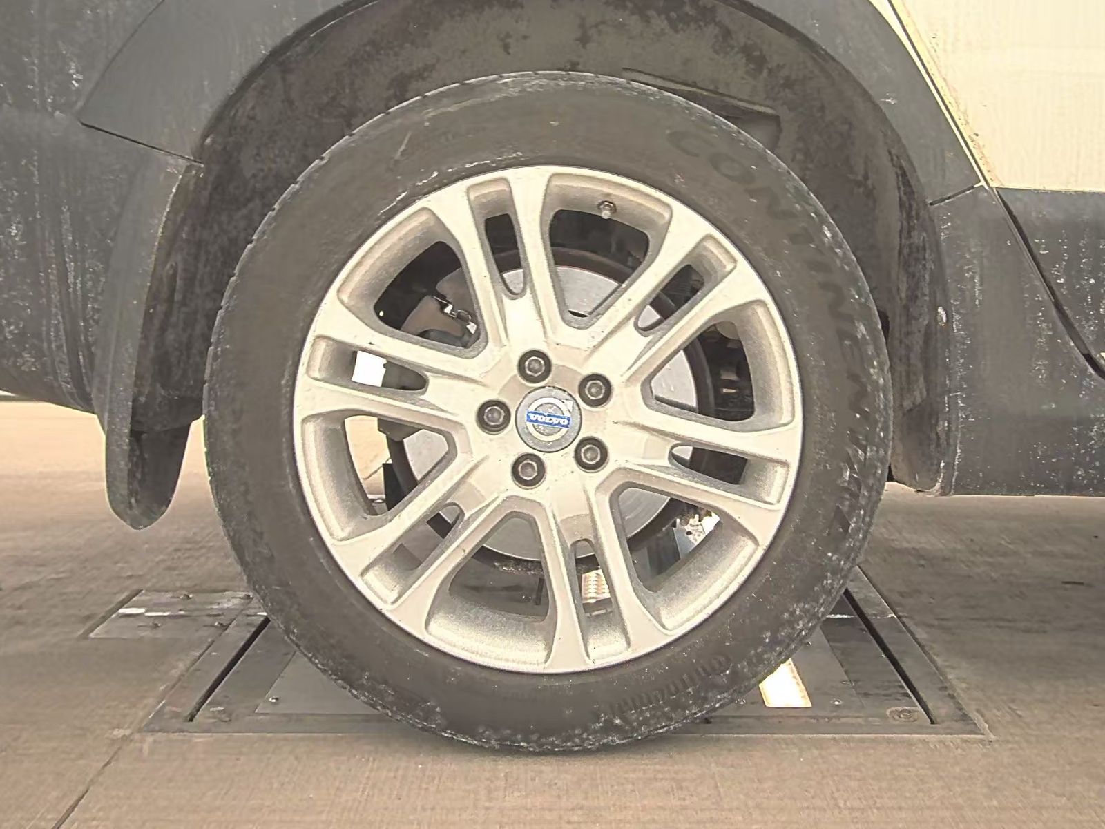 2016 Volvo XC70 T5 Platinum AWD