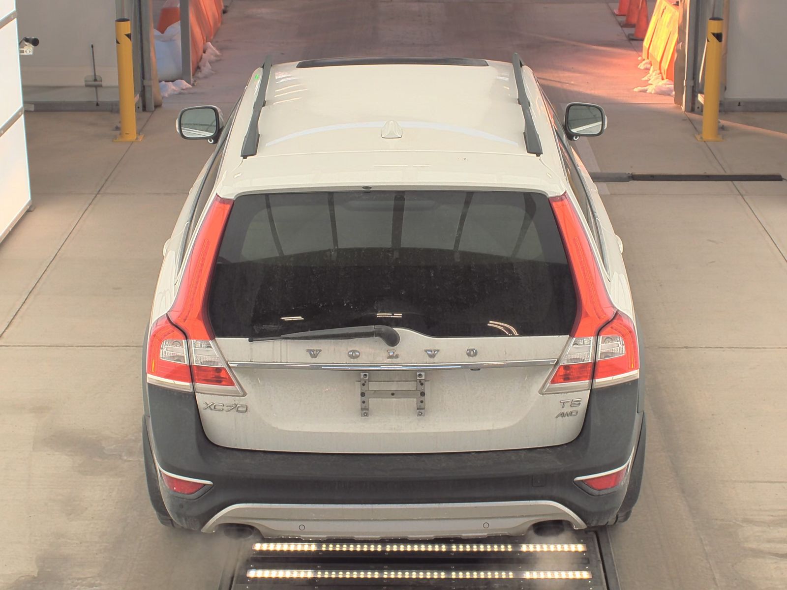 2016 Volvo XC70 T5 Platinum AWD