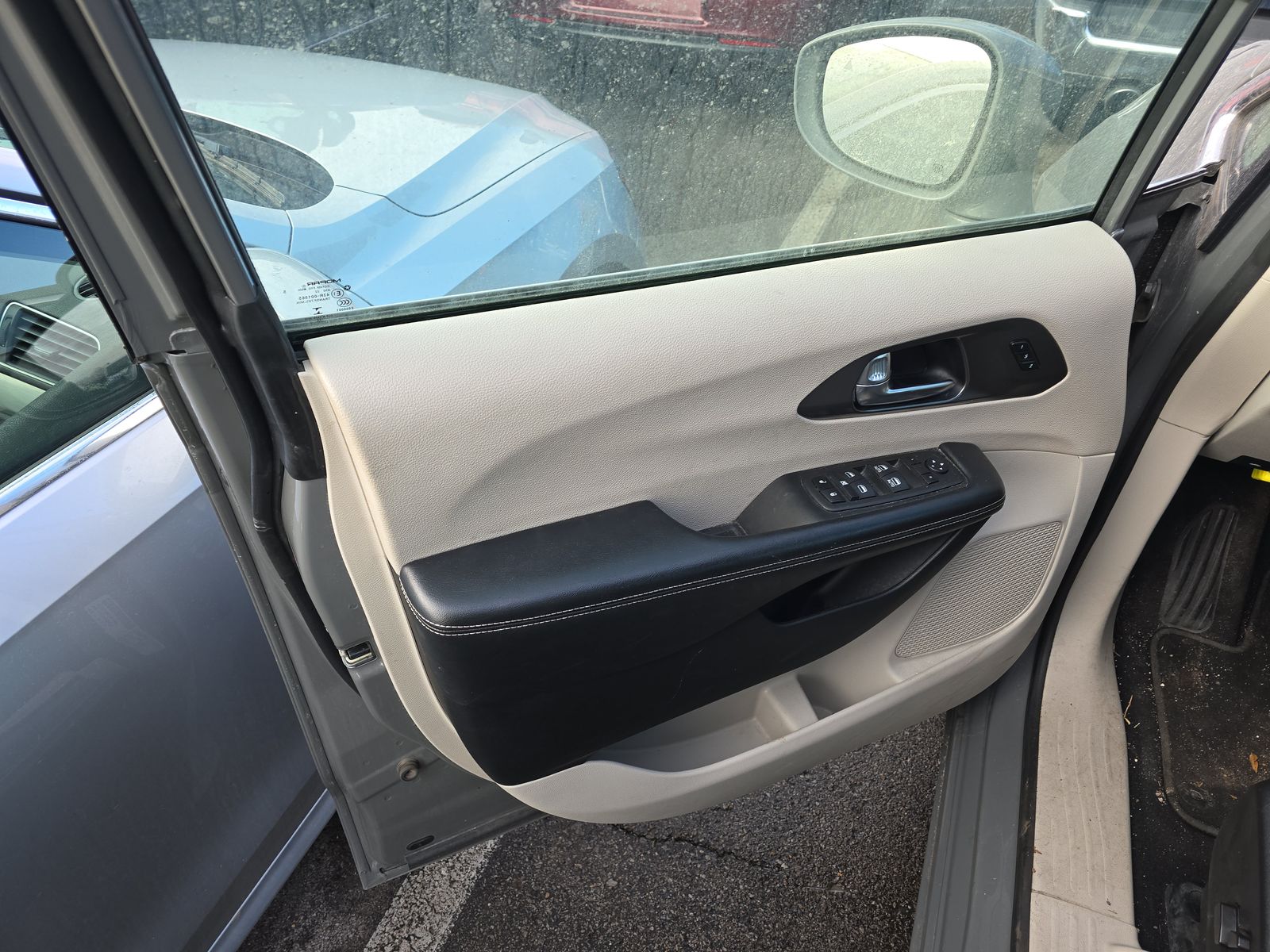 2022 Chrysler Pacifica Touring L FWD