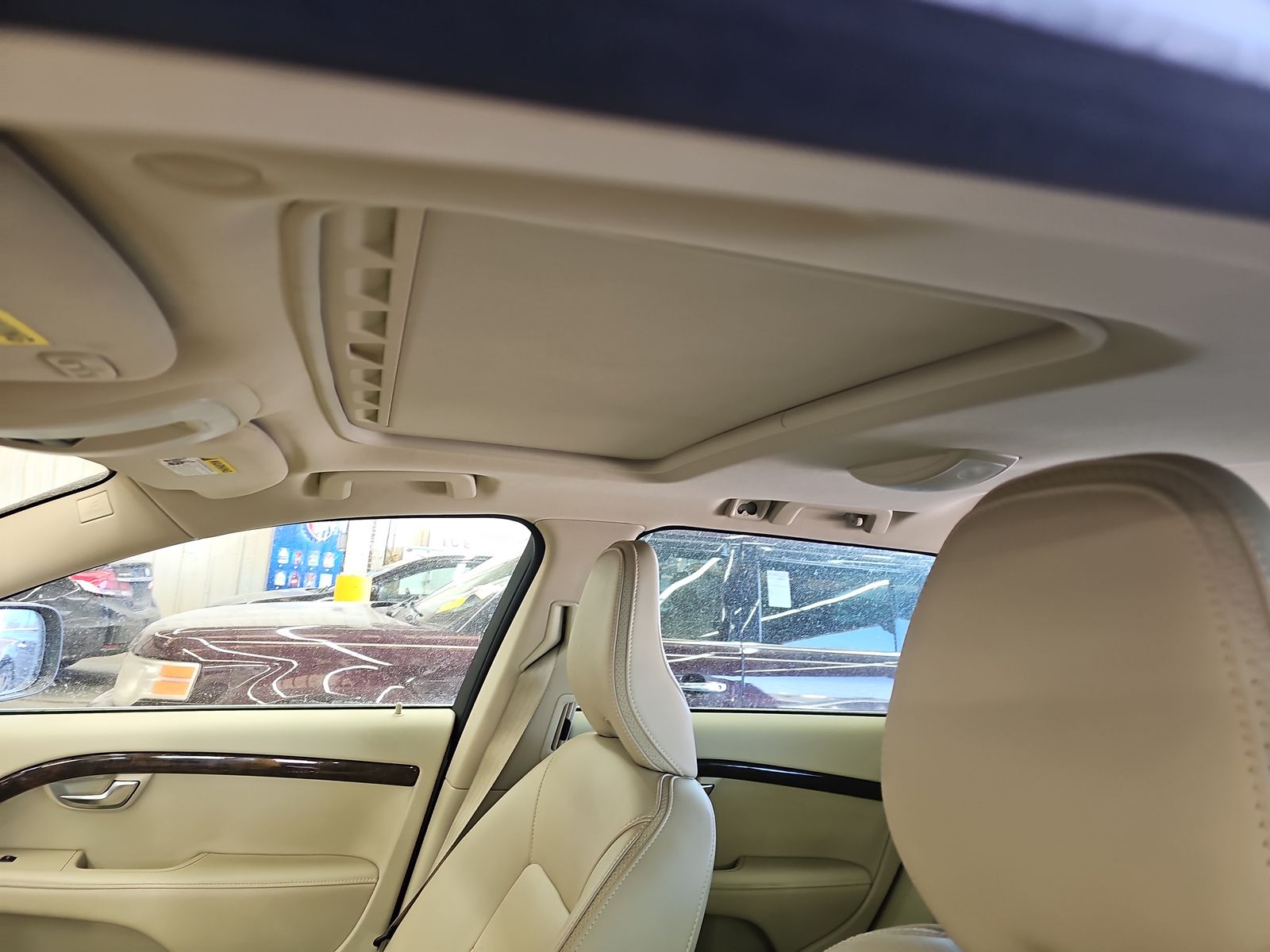 2016 Volvo XC70 T5 Platinum AWD