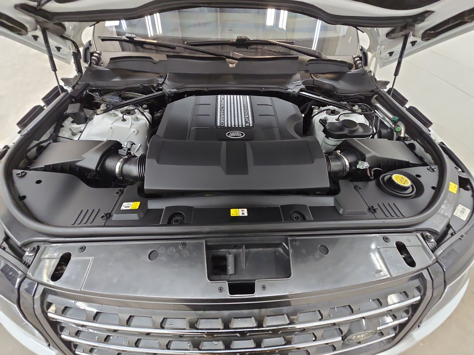 2017 Land Rover Range Rover SC SVA Dynamic AWD