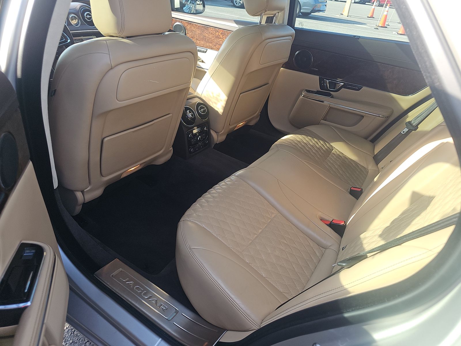 2016 Jaguar XJ L Portfolio FWD