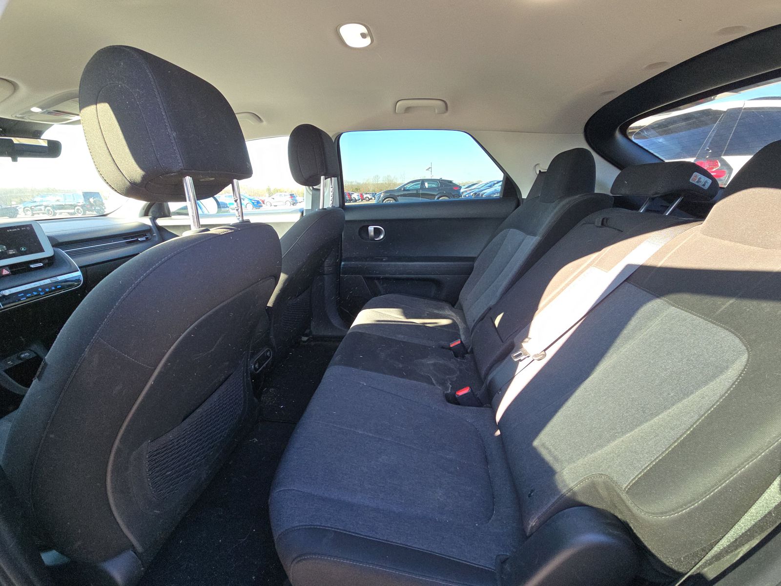 2022 Hyundai IONIQ 5 SE Standard Range RWD