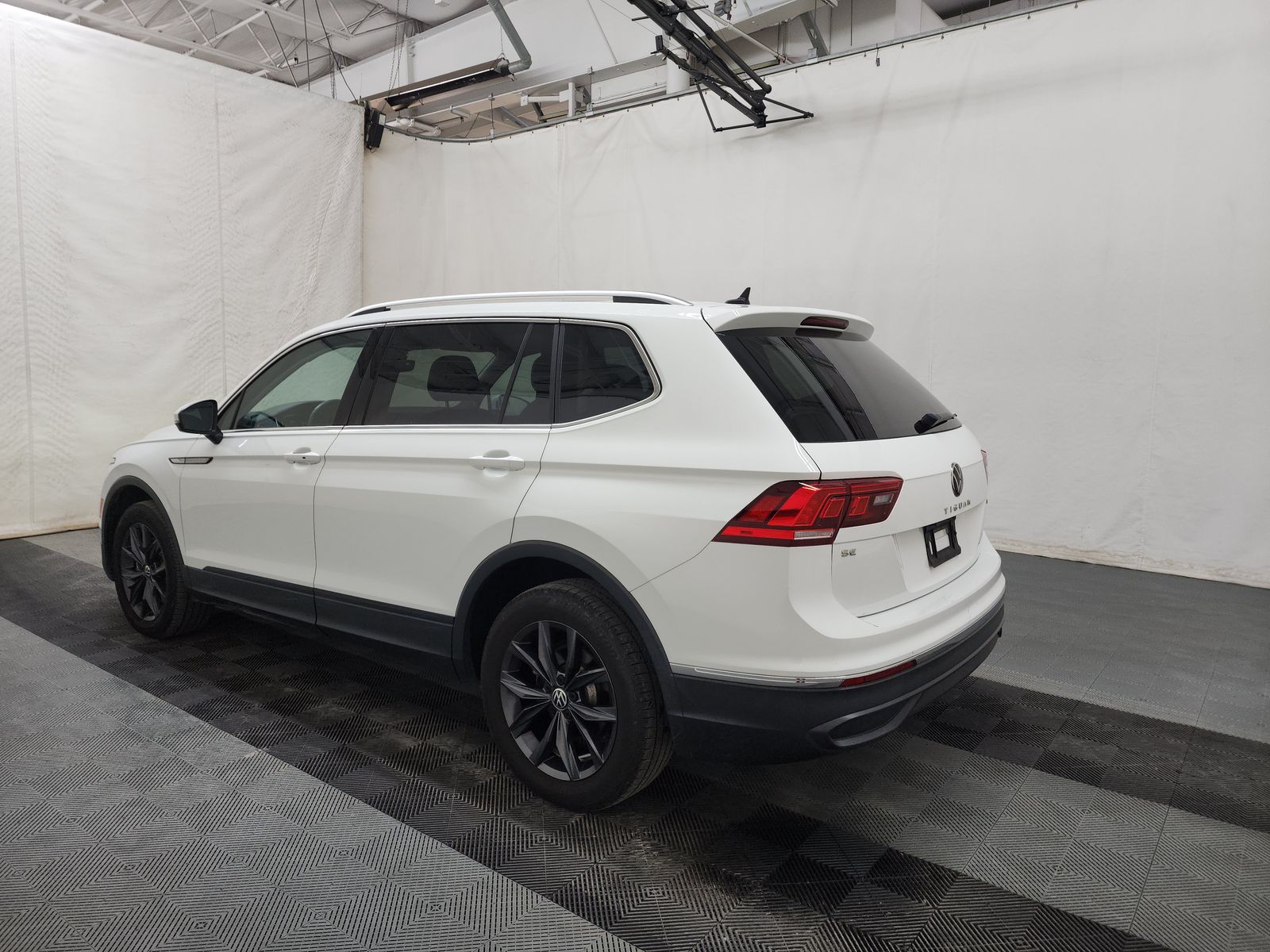 2022 Volkswagen Tiguan 2.0T SE AWD