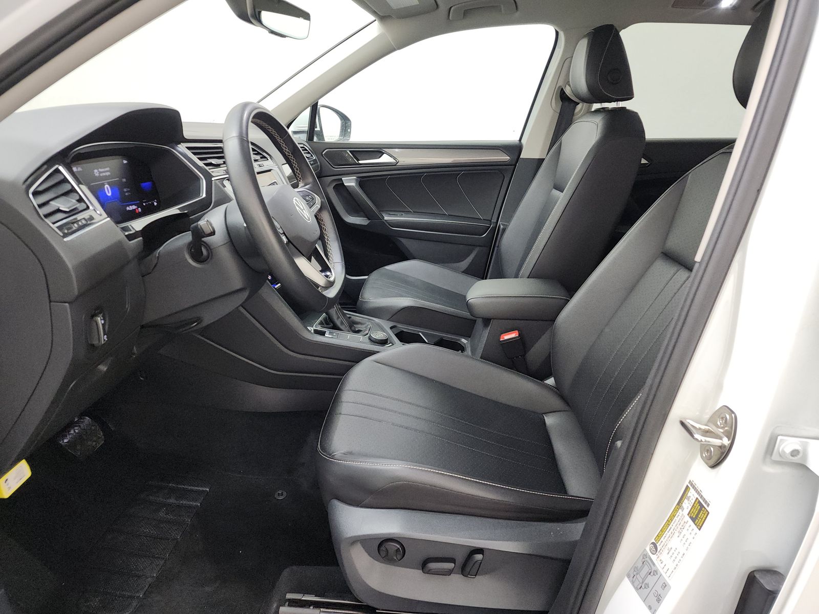 2022 Volkswagen Tiguan 2.0T SE AWD