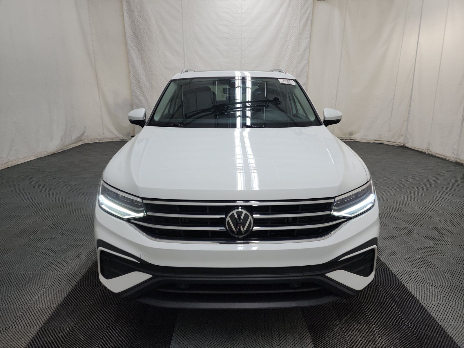 2022 Volkswagen Tiguan 2.0T SE AWD