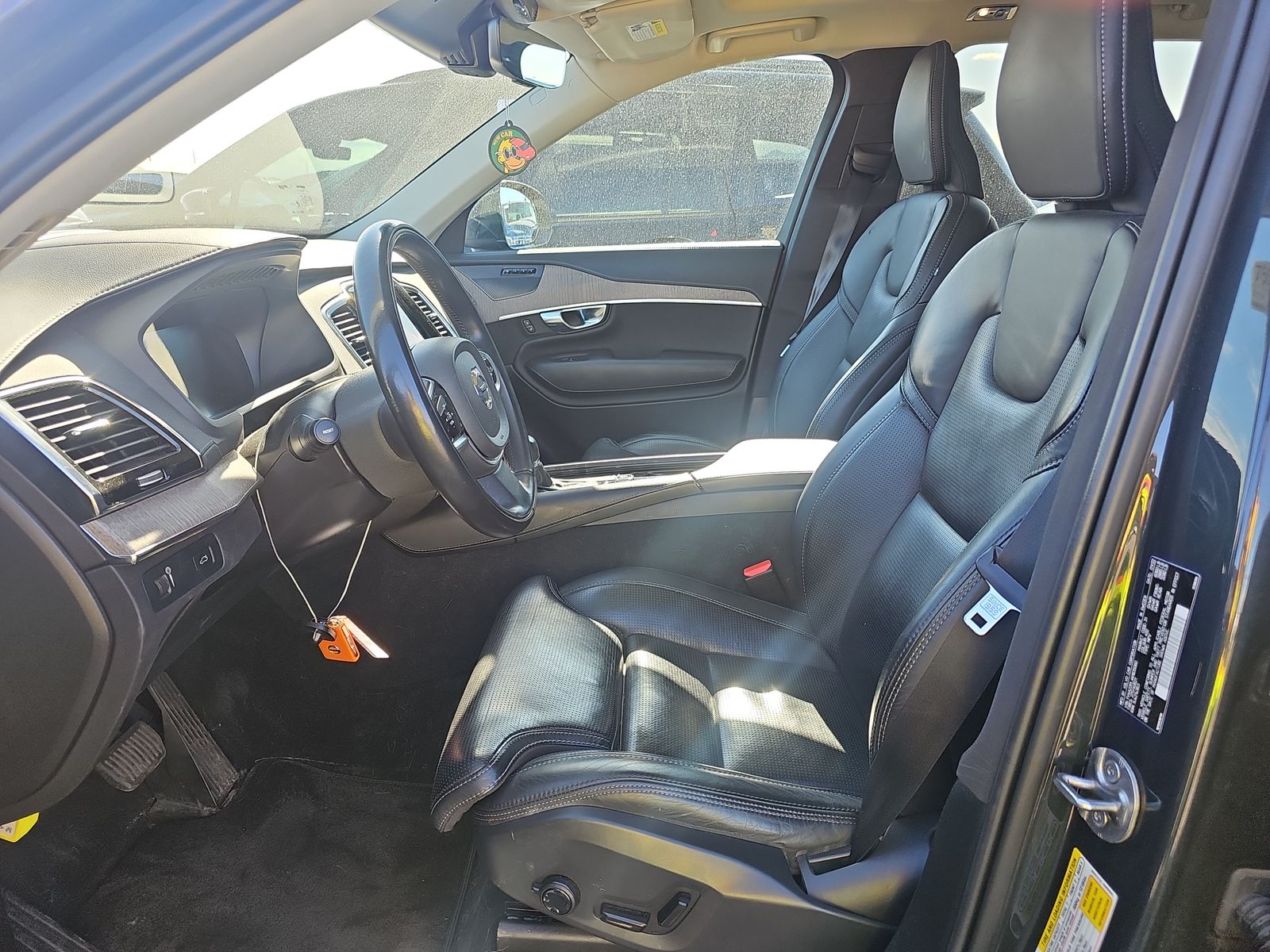 2022 Volvo XC90 T6 Inscription AWD