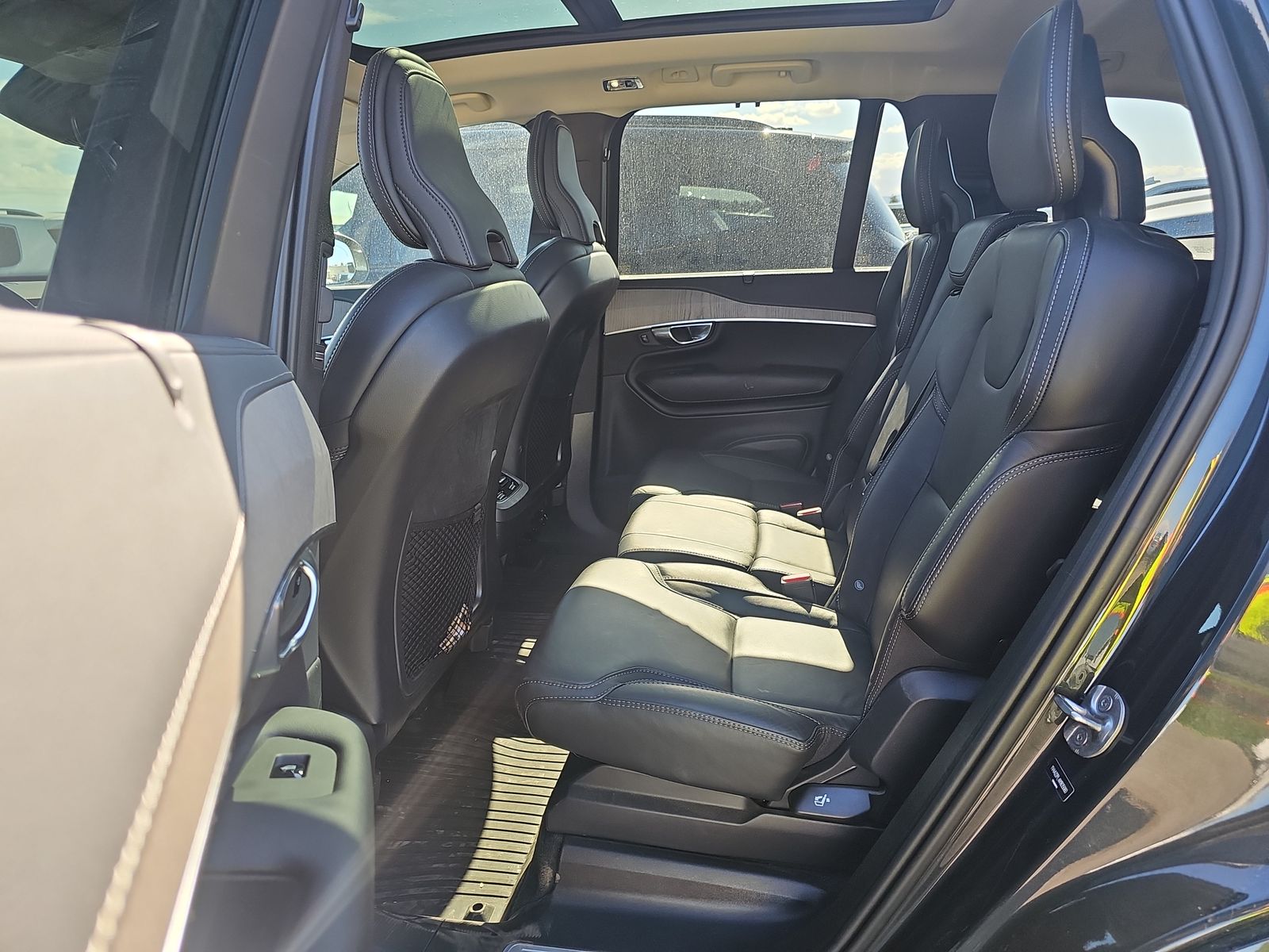 2022 Volvo XC90 T6 Inscription AWD