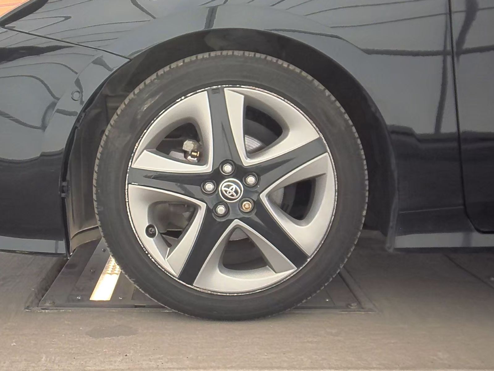 2021 Toyota Prius XLE FWD