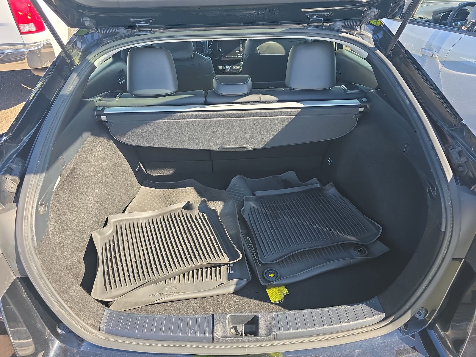 2021 Toyota Prius XLE FWD