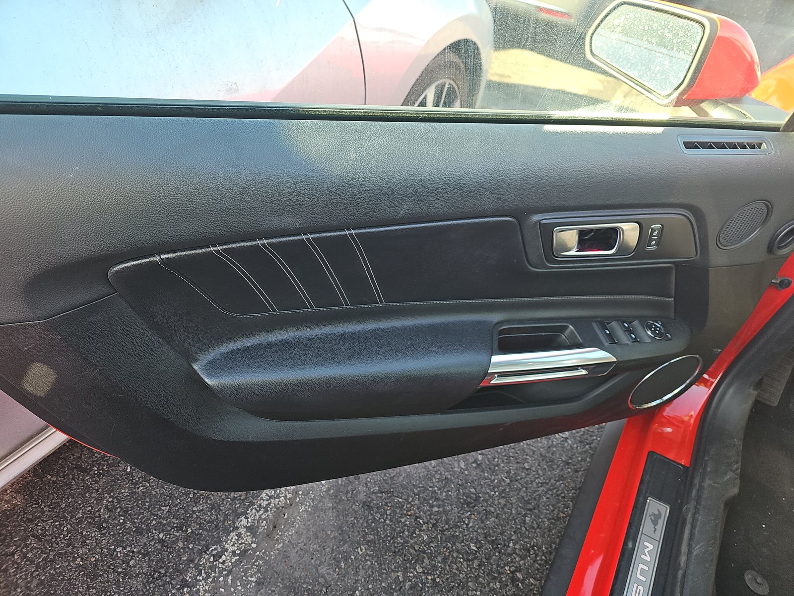 2022 Ford Mustang EcoBoost Premium RWD