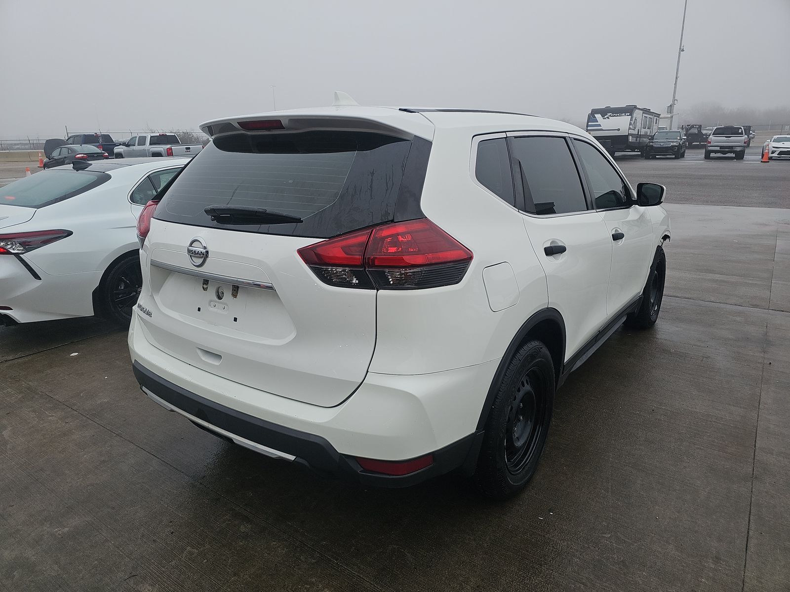 2018 Nissan Rogue S FWD