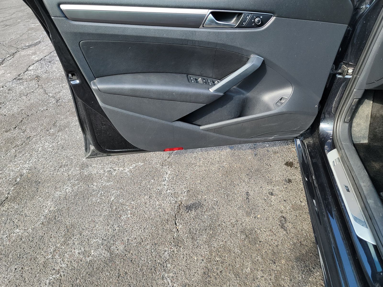 2017 Volkswagen Passat 1.8T R-Line FWD