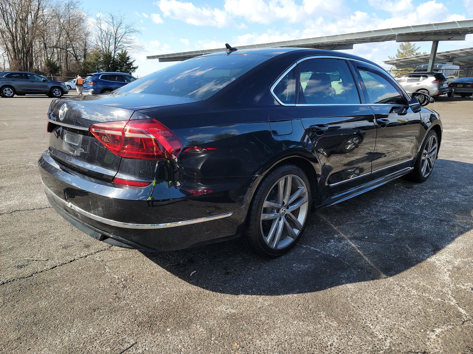 2017 Volkswagen Passat 1.8T R-Line FWD