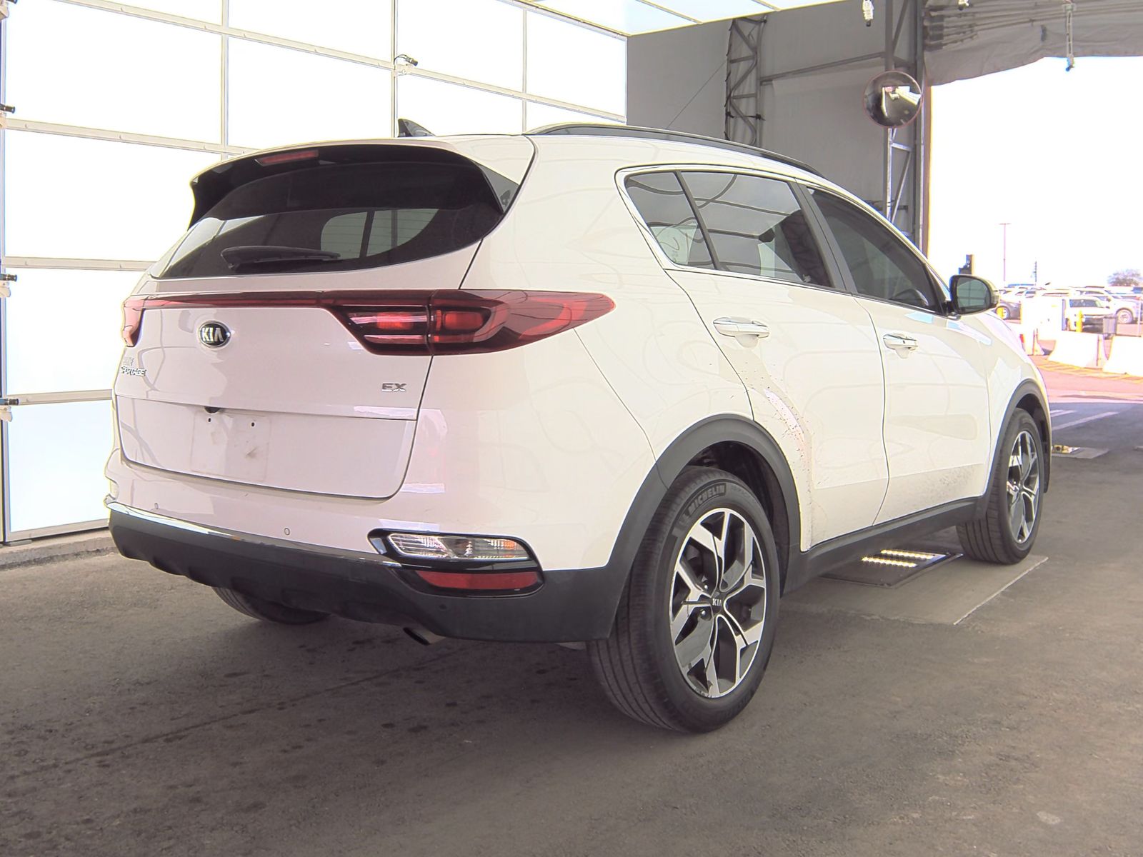 2021 Kia Sportage EX FWD