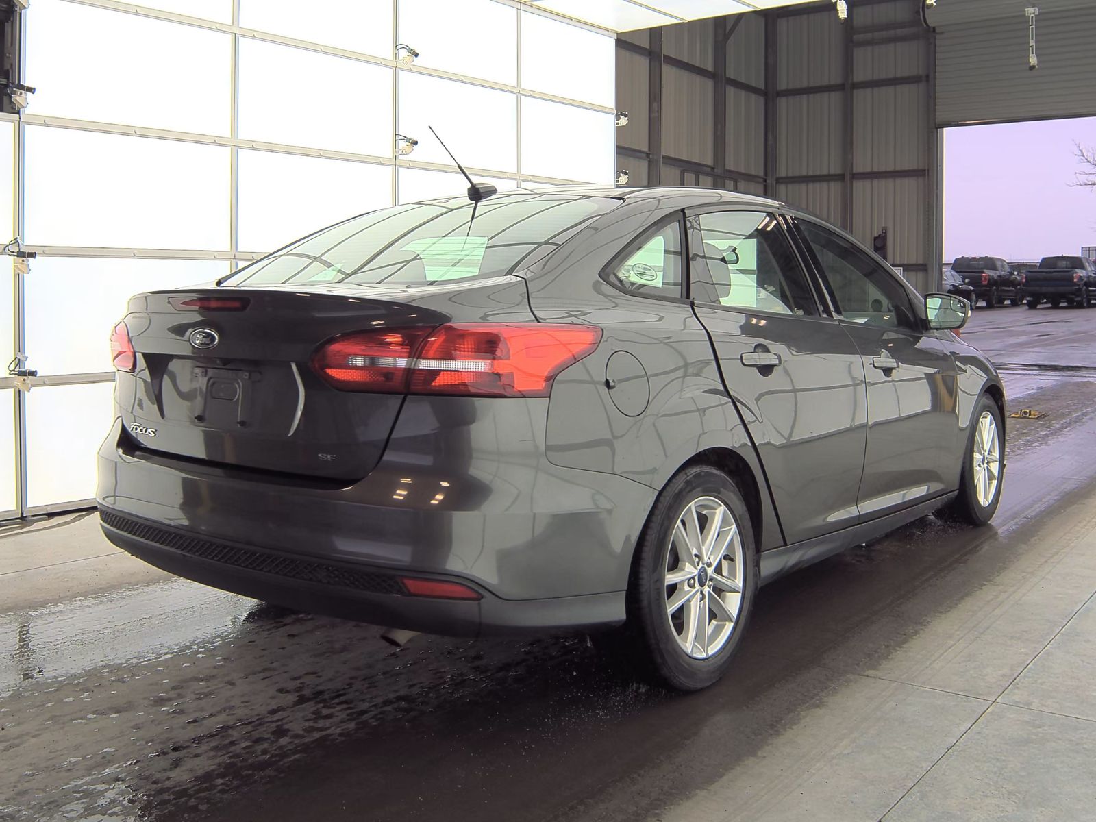 2016 Ford Focus SE FWD