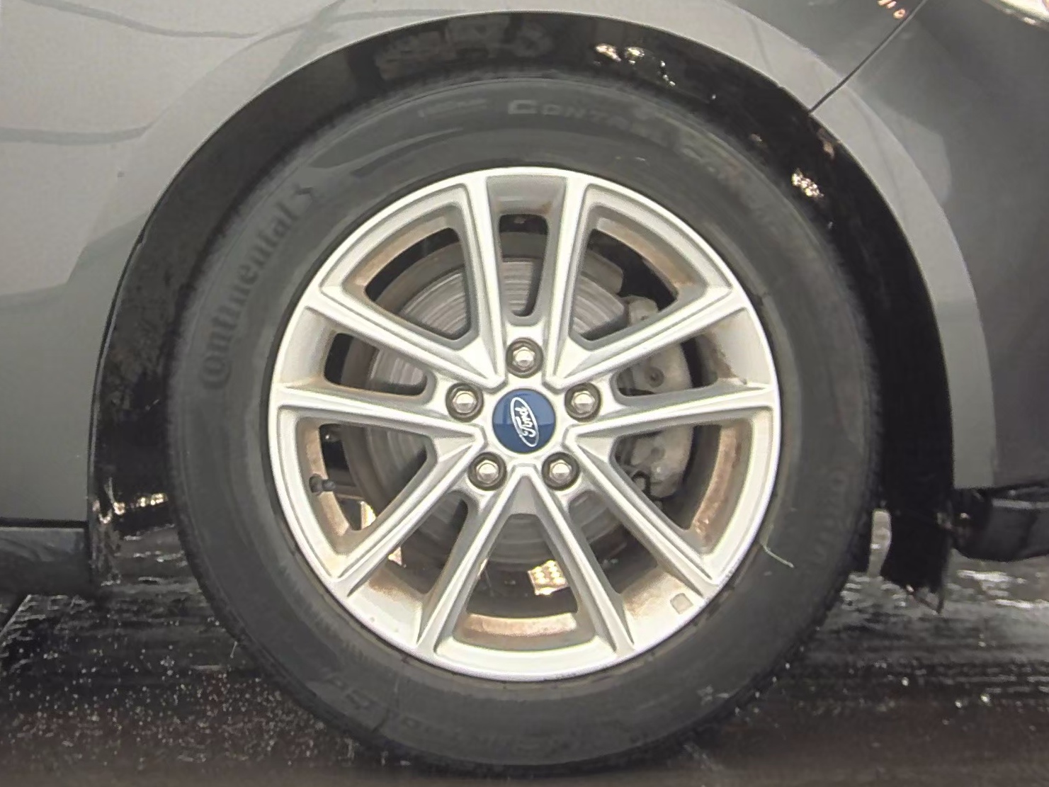 2016 Ford Focus SE FWD