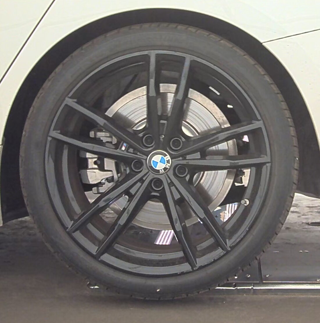 2024 BMW 3 Series 330i xDrive AWD